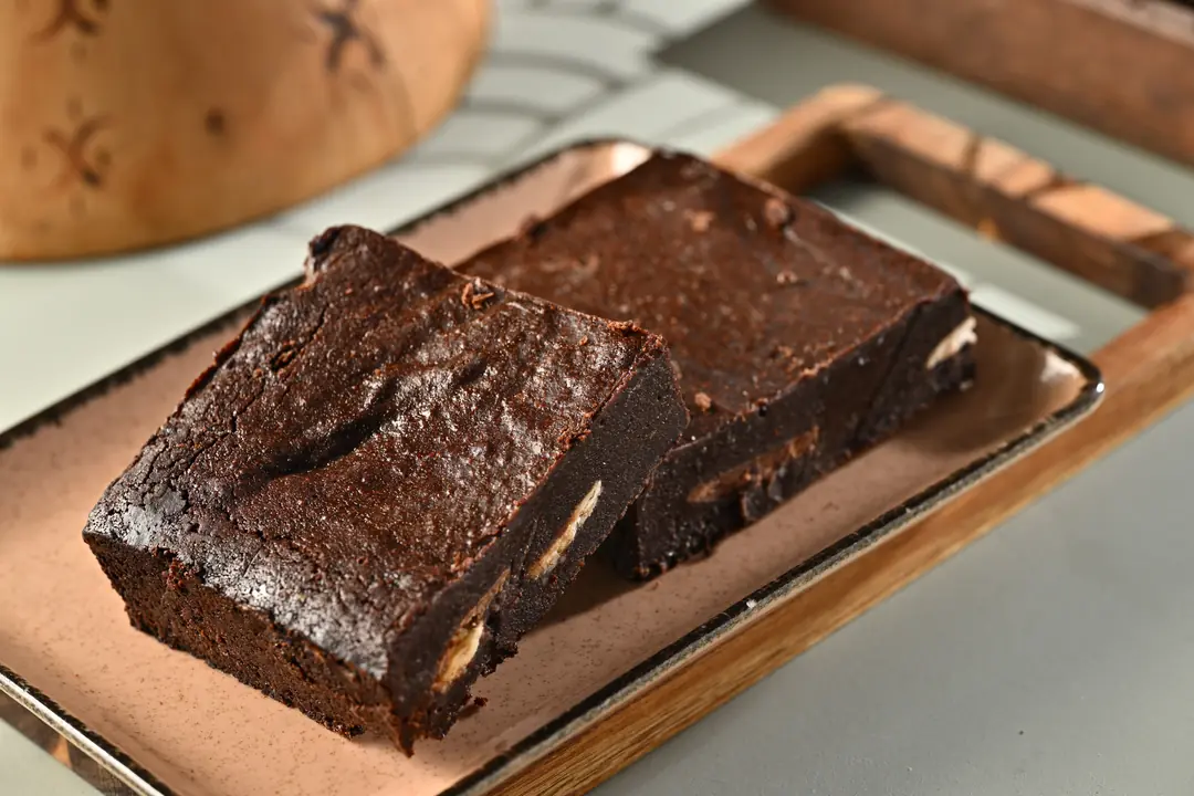 BEYAZ ÇİKOLATALI BROWNIE